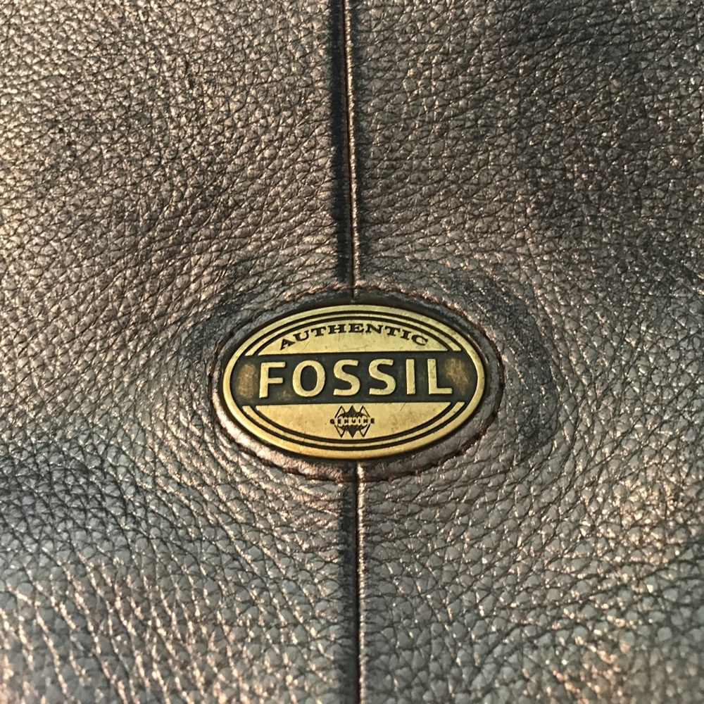 Fossil Explorer foldover pewter Metallic crossbody